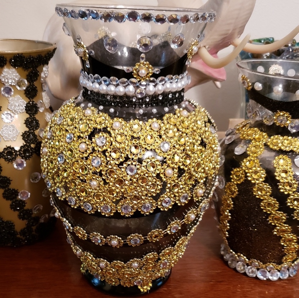 Hand Crafted Vase Set